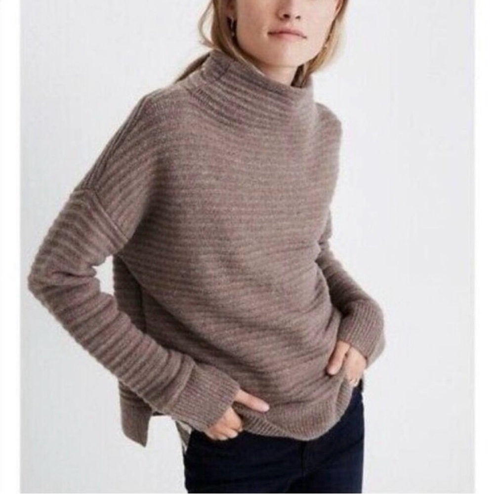 Madewell Taupe Ribbed Turtleneck Sweater